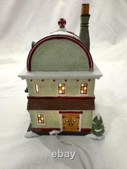 Dept 56 North Pole Series Peppermint Pete's #4016904 Works See Video Box