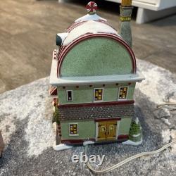 Dept. 56 North Pole Series Peppermint Pete's With Light No Box Or Accessory Flaw