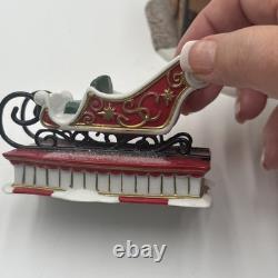 Dept 56 North Pole Series Santa's Sleigh Maker #56.56950 Limited Edition-READ