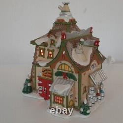 Dept 56 North Pole Series Zenbolt's Handyman Shop 2010, #808926, withbox & light