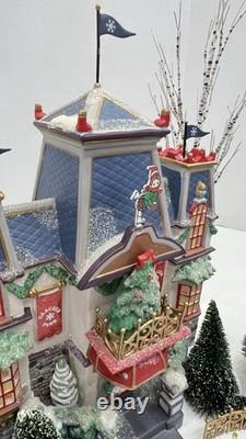 Dept 56 North Pole SeriesGlacier Park Pavilion Holiday Gift Set Please Read
