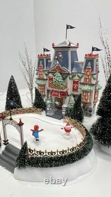 Dept 56 North Pole SeriesGlacier Park Pavilion Holiday Gift Set Please Read