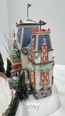Dept 56 North Pole SeriesGlacier Park Pavilion Holiday Gift Set Please Read