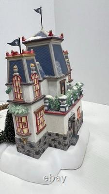 Dept 56 North Pole SeriesGlacier Park Pavilion Holiday Gift Set Please Read