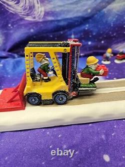 Dept 56 North Pole Set Lego Warehouse and Fork Lift #56.56819 Retired