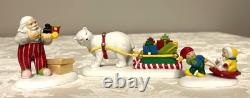 Dept 56 North Pole The Jolly Fellow Toy Co 4035571 + Accessory Set 4035572