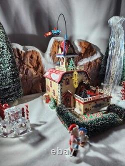 Dept 56 North Pole Village Checking It Twice Wind Up Toys