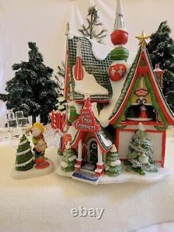 Dept 56 North Pole Village -Christmasland Tree Toppers