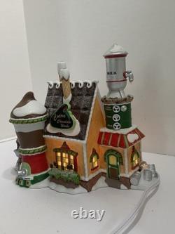 Dept 56 North Pole Village Cocoa Chocolate Works 805545 Lighted Box