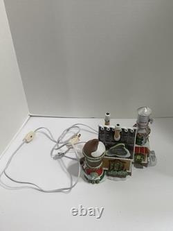 Dept 56 North Pole Village Cocoa Chocolate Works 805545 Lighted Box