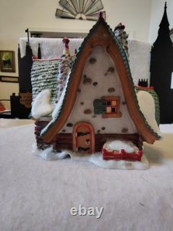 Dept 56 North Pole Village Hand Carved Nutcracker Factory