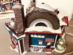 Dept 56 North Pole Village Hot Wheel's Custom Car Shop 56784 Car Rotates New