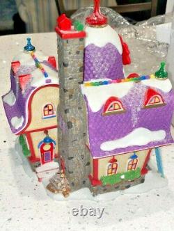 Dept 56- North Pole Village- North Pole Board Games Factory VERY RARE withBOX