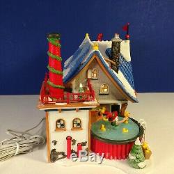 Dept 56 North Pole Village RUBBER DUCK FACTORY #799920 with box Animated! RARE