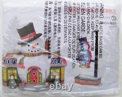 Dept 56 North Pole Village SNOWY'S DINER #6005429 NRFB with lighted sign Retired