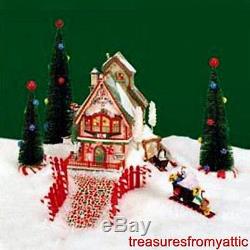 Dept 56 North Pole Village SWEET ROCK CANDY CO #56725 NRFB Retired 2000 Lighted