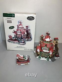 Dept 56 North Pole Village Santa's Sleigh Maker 56950 With FLAW Collectors Edition