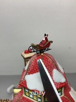 Dept 56 North Pole Village Santa's Sleigh Maker 56950 With FLAW Collectors Edition