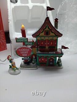 Dept 56 North Pole WELCOMING CHRISTMAS, Holiday Gift Set of 2, 6002292