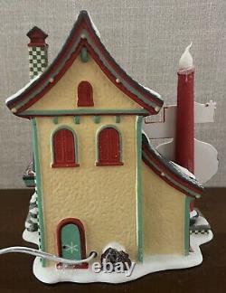 Dept 56 North Pole WELCOMING CHRISTMAS, Holiday Gift Set of 2, 6002292, EW