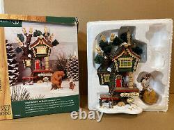 Dept. 56-North Pole Woods-Chisel McTimber Art Studio-#56.56887 (Bear included)