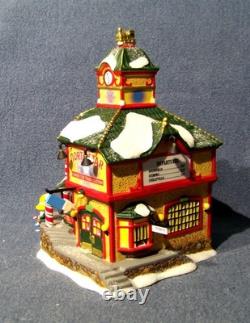 Dept 56 North Star Commuter Train Station North Pole Series 56782 EUC