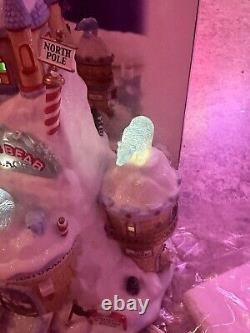 Dept 56 POLAR BEAR PALACE Limited Edition 799918 North Pole Series Has Flags