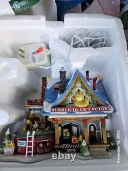 Dept 56 Rubber Duck Factory North Pole Series 2007 Retired 799920 RARE new