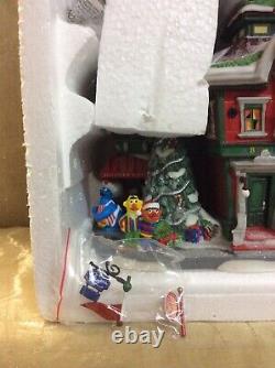 Dept 56-SESAME STREET AT THE NORTH POLE-#56-56799. Preowned-Mint Condition