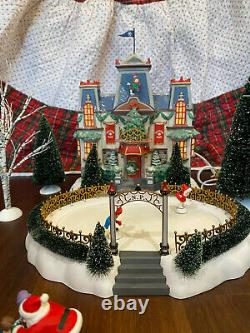 Dept 56 SPECIAL EDITION Glacier Park Pavilion North Pole Rink Village Animated