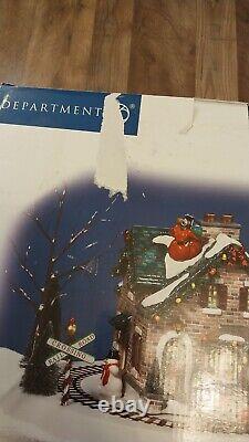 Dept 56 Santa's Wonderland House 55359- Snow Village