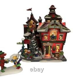 Dept 56 Sesame Street At The North Pole Village + Christmas Gifts From Elmo 2006
