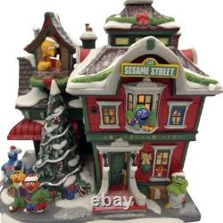 Dept 56 Sesame Street At The North Pole Village + Christmas Gifts From Elmo 2006