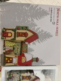 Dept 56 Stitch In Yule Time North Pole 2019 + 2 Accessories 6003111 RARE NEW