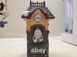 Dept 56 Swinging Disney Fab Five #56.56866 North Pole WORKS EXCELLENT/ EUC/READ