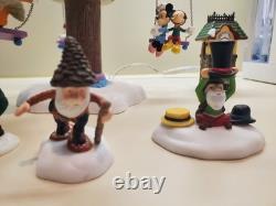 Dept 56 Swinging Disney Fab Five #56.56866 North Pole WORKS EXCELLENT/ EUC/READ