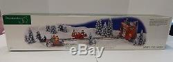 Dept 56 Village Loading the Sleigh #52732 D56 NP Very Good Condition