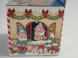 Enesco North Pole Village Crinkles Elf Figurine withBox 830143 ZIMNICKI 1990 elves