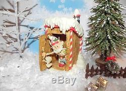 Enesco North Pole Village Elf Elves Sandi Zimnicki SIMON Outhouse RARE