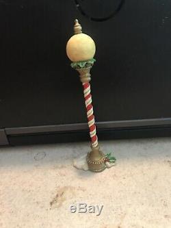 Enesco North Pole Village Elves Accessory Lamp Post Euc