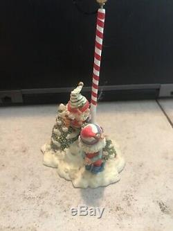 Enesco North Pole Village Elves Razzle & Dazzle Painting Flag Pole Euc