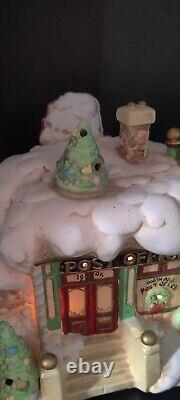 Enesco North Pole Village Post Office Porcelain Musical Night Light Building