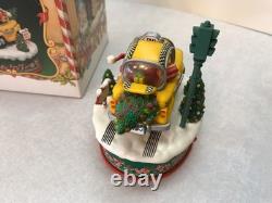 Enesco North Pole Village. RAMBLING SANTA MUSICAL