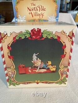 Enesco Sandy Zimnicki PINKY 831565 North Pole Village RARE GREEN