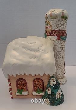 Enesco The North Pole Village Elves Control Tower Night Light 6286611 RARE