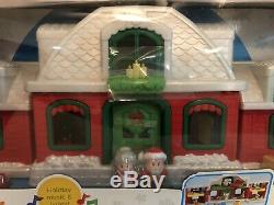 Fisher Price Little People Santa's North Pole Cottage Village Music Play House