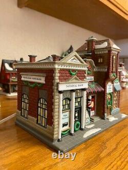 In city home Christmas in the city series Dept 56