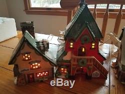 LOT OF 8 Deptartment 56 NORTH POLE SERIES Christmas village buildings