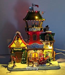 Lemax Santa's Wonderland Village NORTH POLE CONTROL TOWER With Adapter #25864