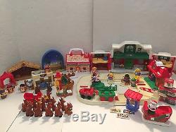 Little People Christmas North Pole Village Train Track Station House Toy Set Lot
